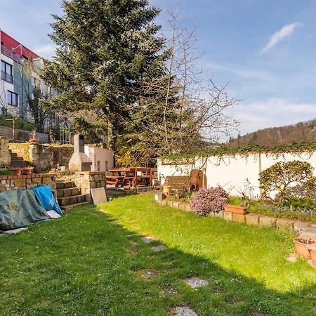 Ferienwohnung Apartman Vishegrad Karlsbad Exterior foto