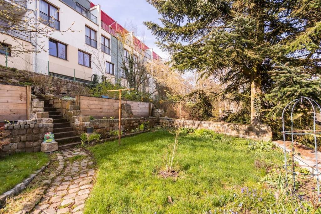 Ferienwohnung Apartman Vishegrad Karlsbad Exterior foto