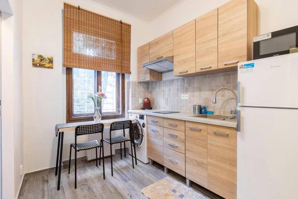 Ferienwohnung Apartman Vishegrad Karlsbad Exterior foto