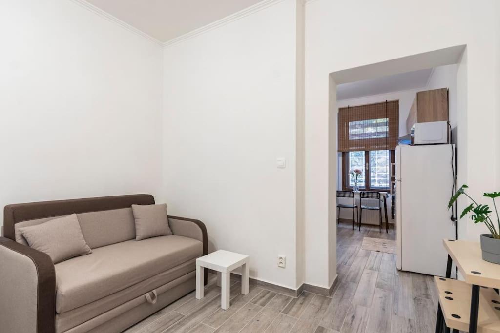 Ferienwohnung Apartman Vishegrad Karlsbad Exterior foto